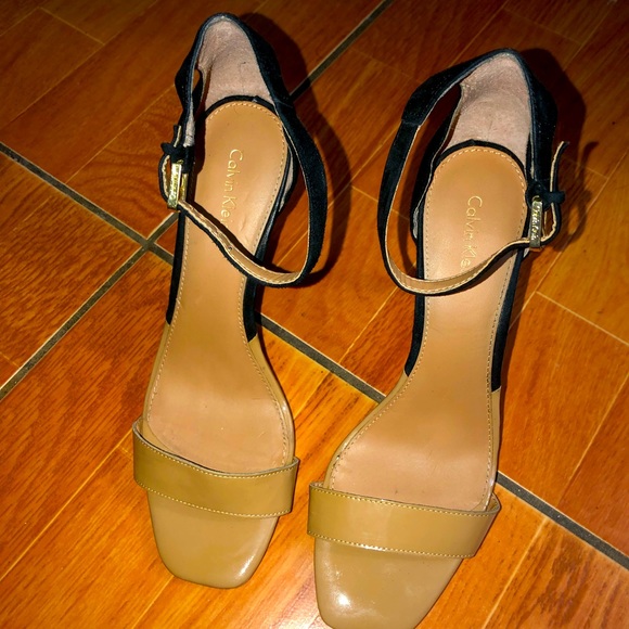 ❥Calvin Klein Two-Toned Heels, Sz 9❥ - Picture 1 of 5